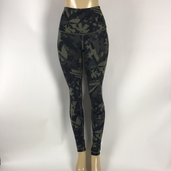 lululemon athletica Pants - Lululemon Wunder Under Full Length Leggings Army Green Camouflage Women's Size 4